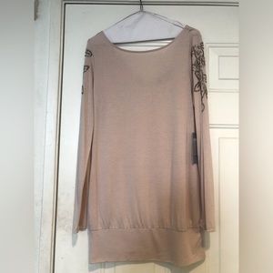 NWT Jennifer Lopez long tunic with embellishment Size S